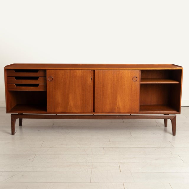 Mid-Century Danish Teak Sideboard by Arne Hovmand Olsen for Mogens Kold, 1960s For Sale - Image 3 of 14