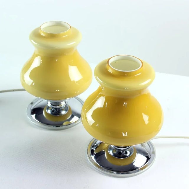 Table Lamps in Cream Opaline & Chrome, Bulgaria, 1960s, Set of 2 For Sale - Image 11 of 13