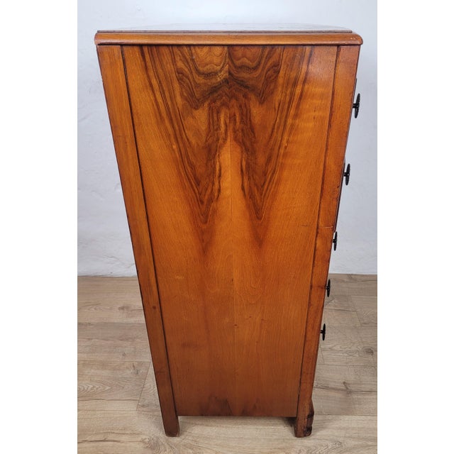 Vintage English Bow Front Chest of Drawers in Walnut, 1960s For Sale - Image 14 of 17