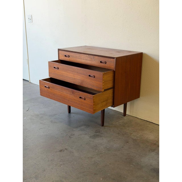 Brown Vintage Danish Teak Dressing Table Dresser – Mid Century Modern Vanity 1960s For Sale - Image 8 of 10
