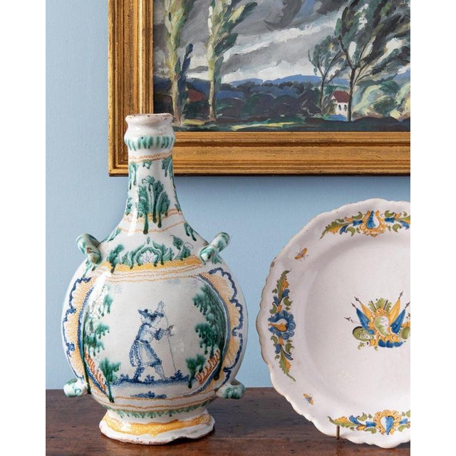 Rococo Faience Flag Plates from Moustiers, 1750s, Set of 2 For Sale - Image 10 of 11