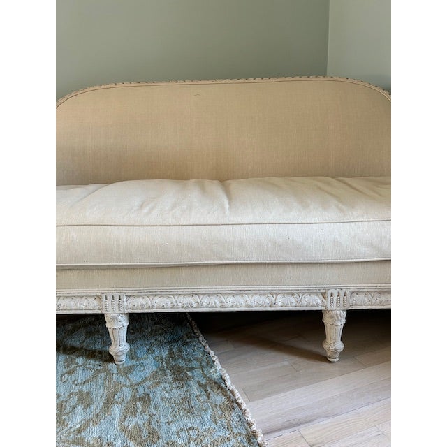 Mid 20th Century Mid 20th Century French Neoclassical Upholstered Settee For Sale - Image 5 of 10