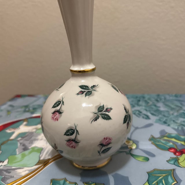 Vintage Elynor China Bud Vase - Pink Rosebud Pattern With 22k Gold Trim For Sale In Minneapolis - Image 6 of 8
