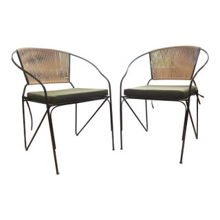 Mid-Century Modern Wrought Iron Patio Chairs (Set of 2) Attributed to the Style of Frederick Weinberg For Sale