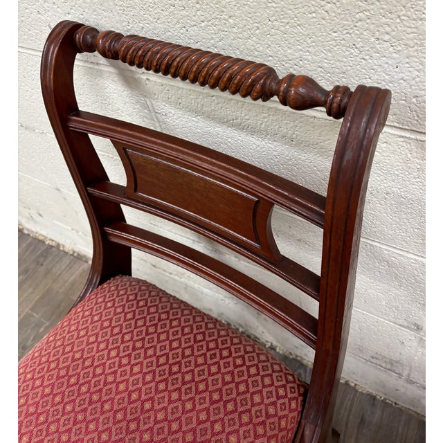 Late 20th Century Vintage Willett Furniture Regency Style Barley Twist Top Mahogany Dining Chairs For Sale - Image 5 of 12