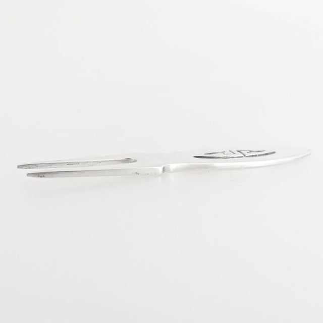 12 Shreve Art Deco Sterling Silver Cocktail or Hors d'Oeuvres Picks / Forks For Sale - Image 9 of 12