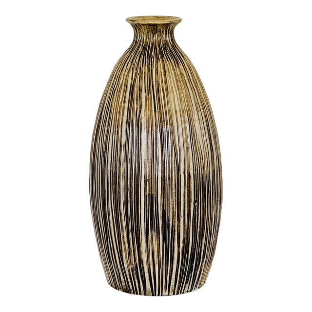 20th Century Signed Japanese Studio Pottery Vessel For Sale
