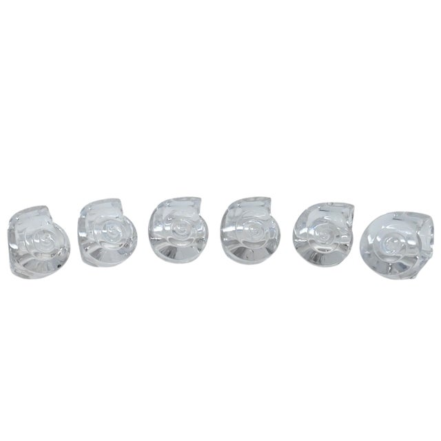 1990s Vintage Clear Lucite Shell Napkin Rings - Set of 6 - Coastal Decor - Mid-Century Style Nautilus Spiral Napkin Holders For Sale - Image 5 of 10