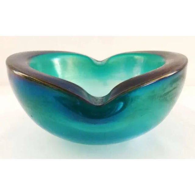 Mid-Century Modern 1950s Venini Iridescent Murano Art Glass Bowl For Sale - Image 3 of 6