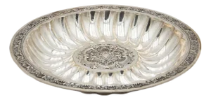 Fruit Bowl Centerpiece in Concentric Fluted Silver