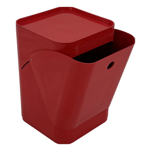 Red Laundry Bin by Anna Castelli for Kartell, 1970s For Sale
