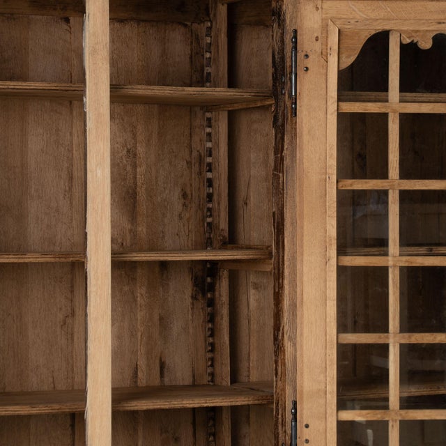 20th Century Bleached Oak Large French Bookcase Display Cabinet For Sale - Image 9 of 15