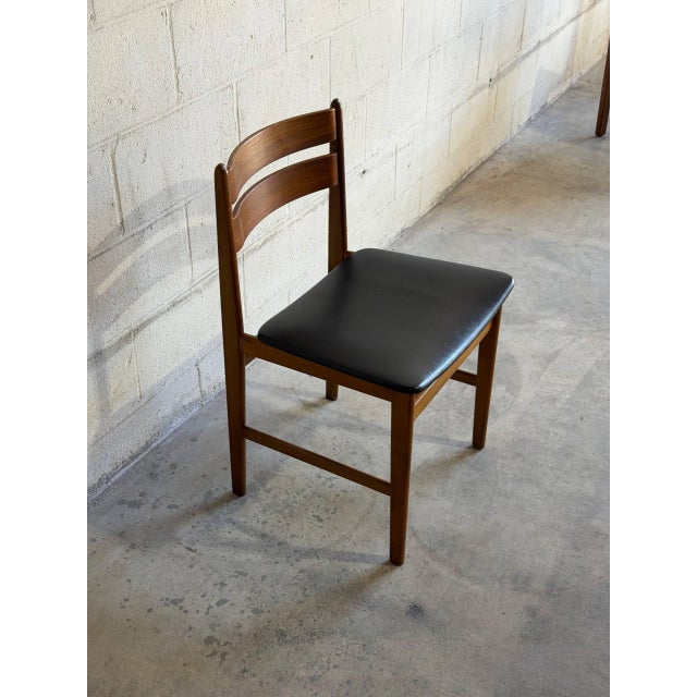 Mid 20th Century Vintage Danish Teak Dining Chair Mid Century Scandinavian Modern Side Chair For Sale - Image 5 of 9