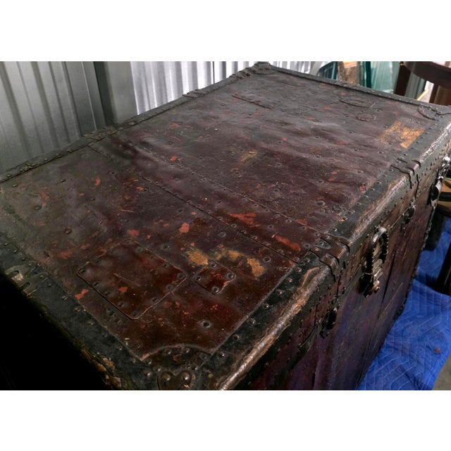 19th Century Leather [Exterior/Interior] Steamer Trunk For Sale - Image 4 of 8
