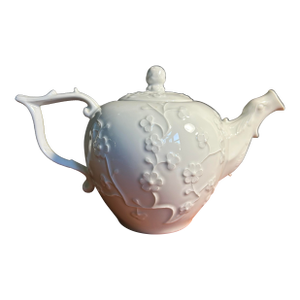 Vintage Blanc De Chine Asian Style Teapot by Metropolitan Museum of Art