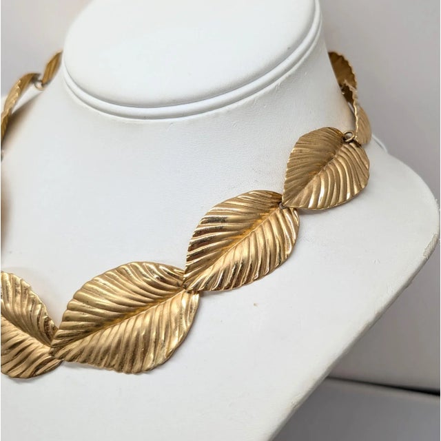 Metal Vintage 1982 Signed Napier Goldtone Textured Leaves Collar Necklace For Sale - Image 7 of 8