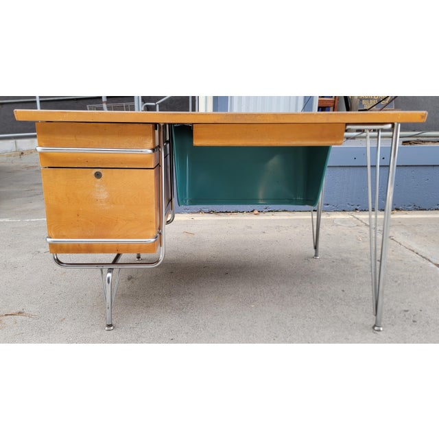 Wood Mid-Century Modern Desk by Kem Weber for Heywood Wakefield 1950's For Sale - Image 7 of 14