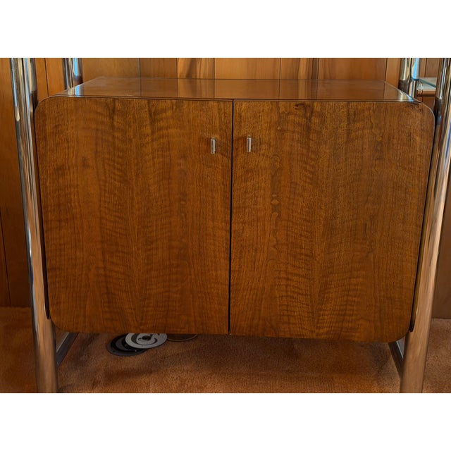 Founders Walnut, Chrome and Glass Shelving Unit, Jack Cartwright For Sale In New York - Image 6 of 15