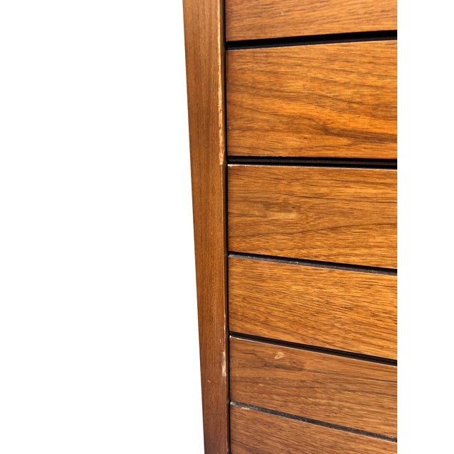 Vintage Mid Century Modern Tall Highboy Dresser by Lane in Tuxedo Design, Attributed For Sale In New York - Image 6 of 9