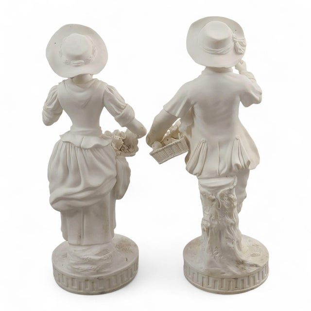 Minton Pair of Parian Biscuit Figures of Gardeners, England, 1845, Set of 2 For Sale - Image 4 of 12