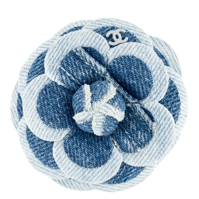 Contemporary 2017 Chanel Brooch Camellia Washed Denim Blue White Spring Double C CC For Sale - Image 3 of 6