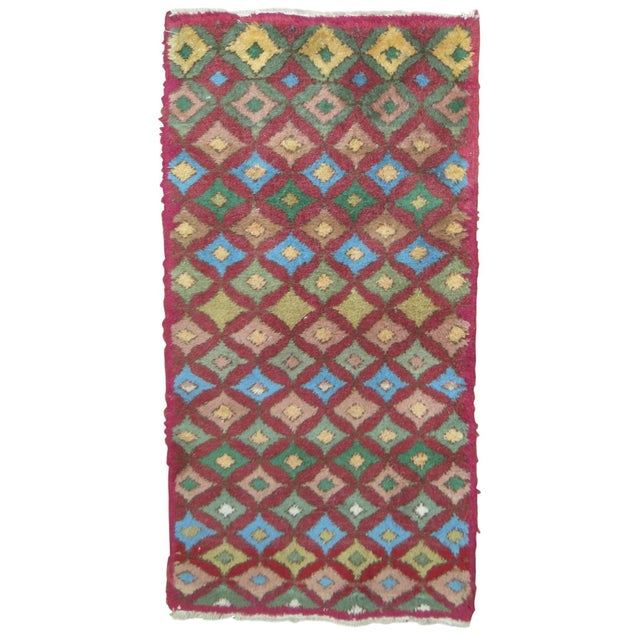Small size Raspberry field color Turkish deco rug. 2'1'' x 4'