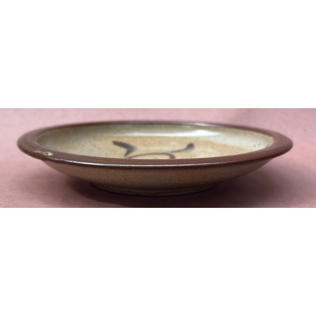 Mid-Century Modern 1920s MCM Bernard Leach England Slip Decorated Studio Pottery Plate For Sale - Image 3 of 6