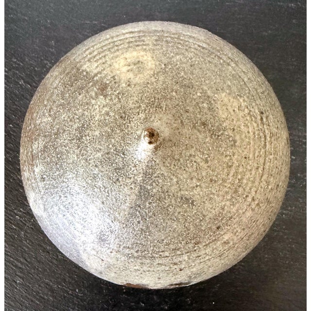 Ceramic Moon Pot with Salt Firing and Rattle by Toshiko Takaezu For Sale - Image 9 of 18