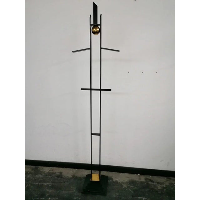 Mid-Century Italian Sculptures or Valet Stands in Metal and Brass, Set of 2, in Very Good conditions. Designed 1950 to 1959