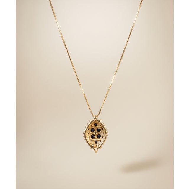 Contemporary 1980s 14k Gold Diamond & Blue Sapphire Cluster Pendant Necklace For Sale - Image 3 of 4