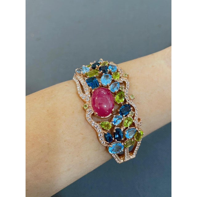 Bochic "Capri" Vintage London Topaz, Ruby & Peridot Bangle -18K Gold & Silver For Sale In New York - Image 6 of 18