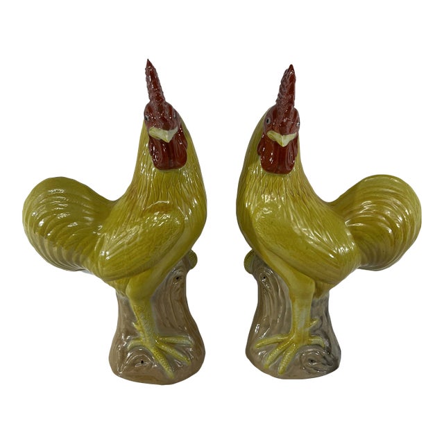 Chinese Export Porcelain Roosters a Pair For Sale