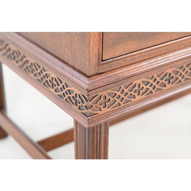 Henredon Georgian Revival Mahogany Lingerie Chest of Drawers | Newly Refinished For Sale - Image 12 of 16