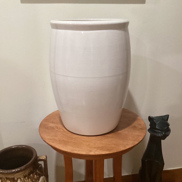 Contemporary Ceramic Glossy and Glazed Jar Planter For Sale - Image 9 of 12