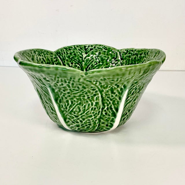 1980s 1980s Vintage Majolica Hollywood Regency Arts & Crafts Deep Cabbage Serving Bowl For Sale - Image 5 of 14