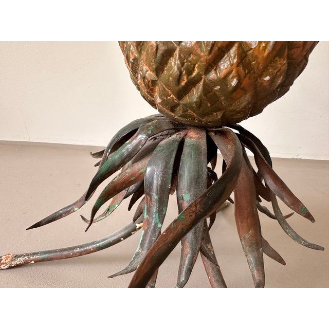 Metal Polychrome Iron Pineapple Coffee Table with Glass Top, 1900 For Sale - Image 7 of 18