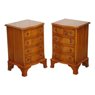 Georgian Style Yew Wood Nightstands, Set of 2 For Sale
