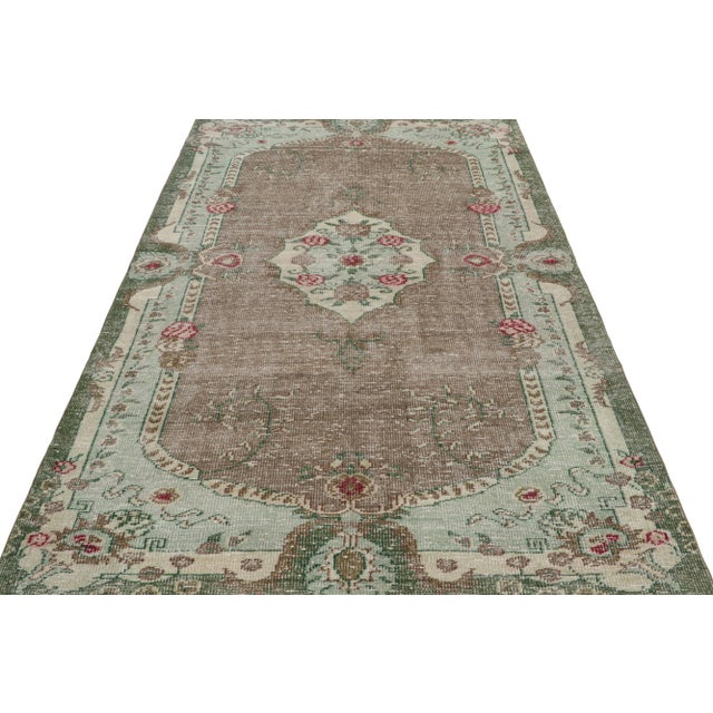 Traditional Vintage Zeki Müren Rug in Brown With Green Floral Medallion, From Rug & Kilim For Sale - Image 3 of 7