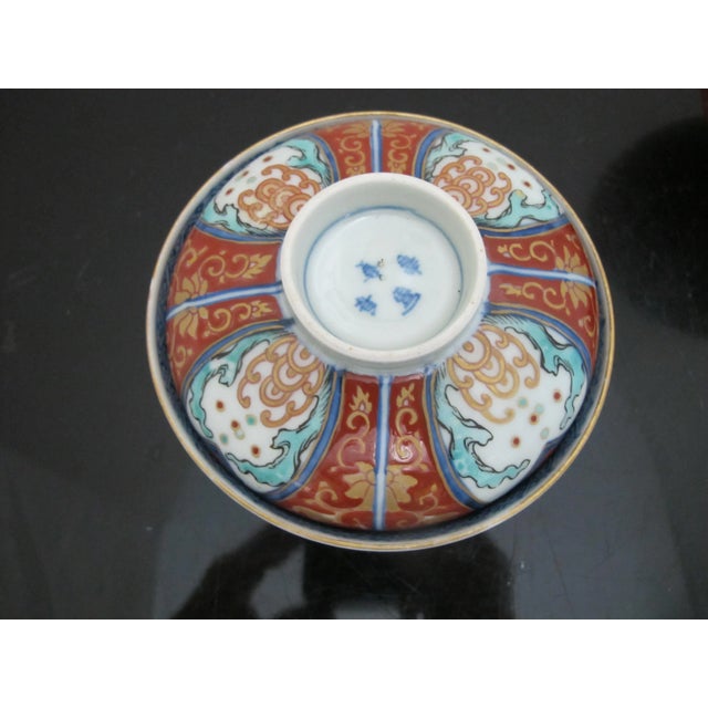 Late 19th Century Japanese Old Imari Ornate Red Porcelain Tea Soup Bowl Cup With Lid Set of 3 For Sale - Image 5 of 9