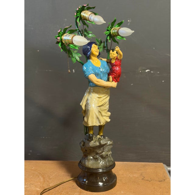 Early 20th Century German Ceramic Woman and Child Accent Lamp For Sale In New York - Image 6 of 8