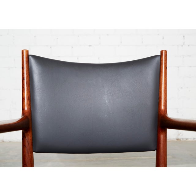 JH-513 Armchair by Hans J. Wegner for Johannes Hansen, 1960s For Sale - Image 10 of 18