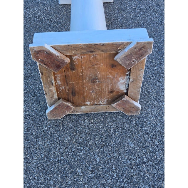 American 19thc American Victorian Pedestal Pine Painted White, Very Strong. For Sale - Image 3 of 14