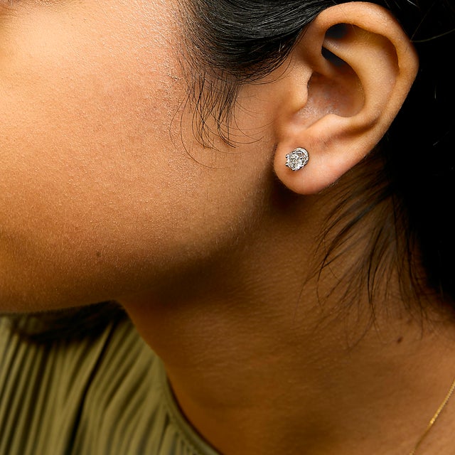 14K White Gold 1.0 Cttw Round Cut Prong-Set Diamond Crown Stud Earring (I-J Color, I1-I2 Clarity) For Sale - Image 4 of 5