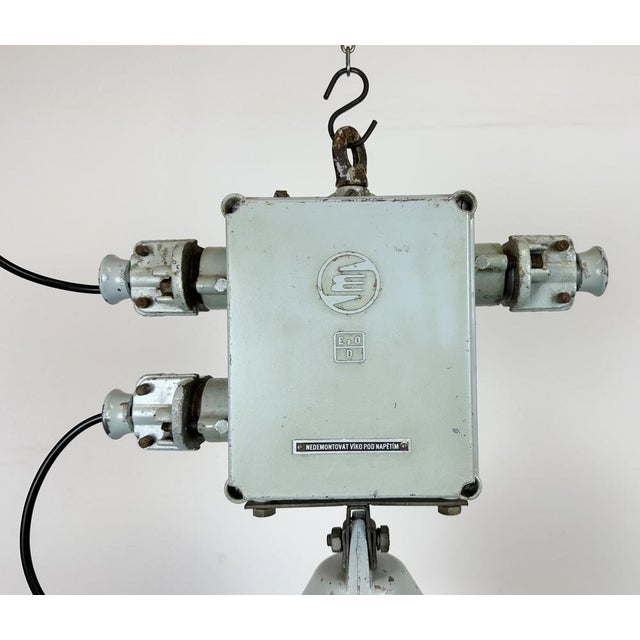 Industrial Industrial Cast Aluminium Explosion Proof Lamp from Elektrosvit, 1970s For Sale - Image 3 of 18
