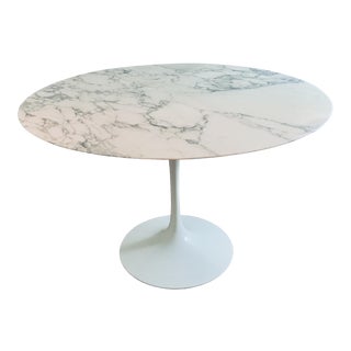 Mid Century Modern Eero Saarinen Knoll 48" Tulip Marble Dining Table For Sale
