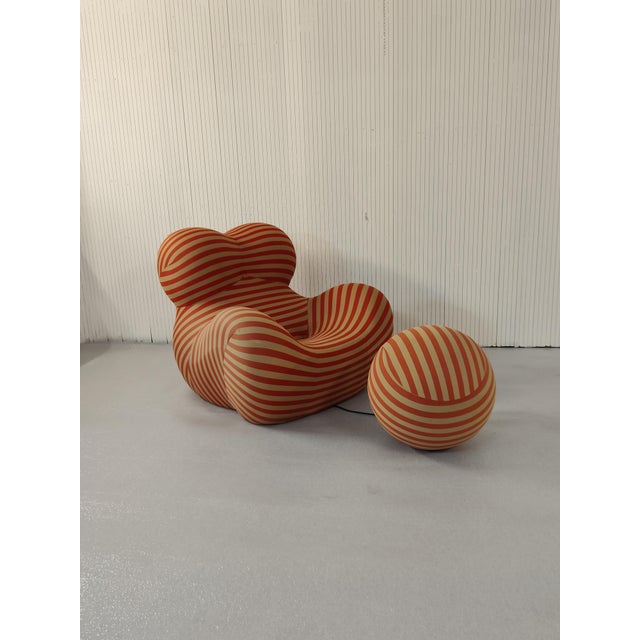Red Set of La Mamma Lounge Chair and Ottoman by Gaetano Pesce for B&B Italia, 1970s For Sale - Image 8 of 8