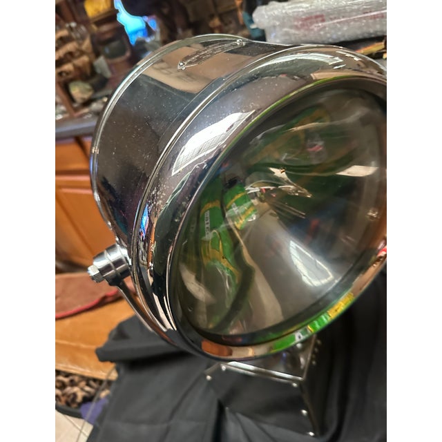 1950s 1950s Spotlight Made by the Portable Light Company For Sale - Image 5 of 8