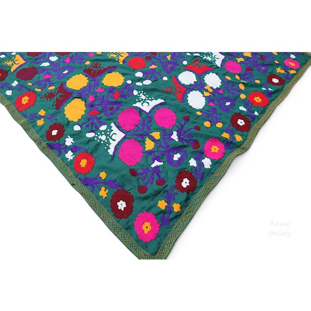 Textile Vintage Hand-Embroidered Suzani Wall Hanging, Uzbekistan, 1920s For Sale - Image 7 of 18