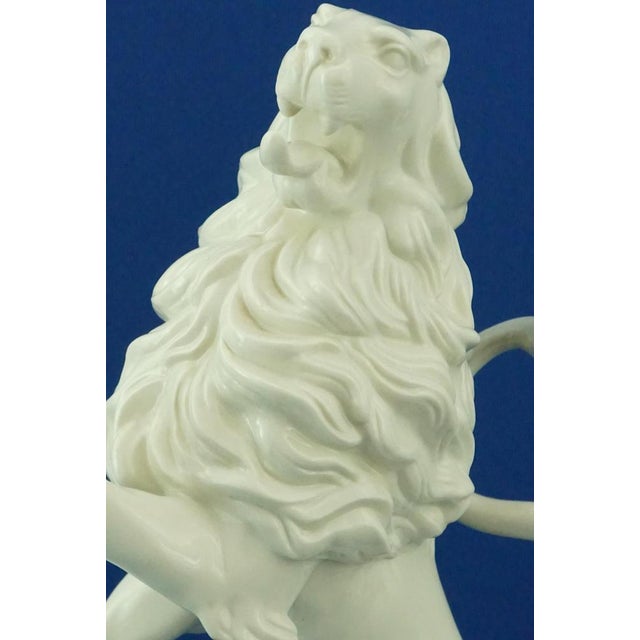 Large Porcelain Rampant Lion with Heraldic Shield by Ernest Andreas Rauch for Nymphenburg, Germany, 1900s For Sale - Image 15 of 18