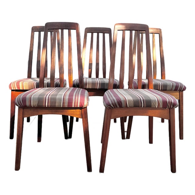 Mid Century Modern Teak Dining Chairs | Set of Five by Benny Linden For Sale